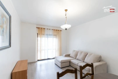 Apartamento T3 para Arrendamento em Fatima