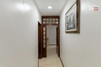 Apartamento T3 para Arrendamento em Fatima