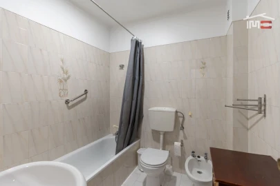 Apartamento T3 para Arrendamento em Fatima