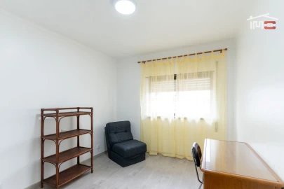 Apartamento T3 para Arrendamento em Fatima
