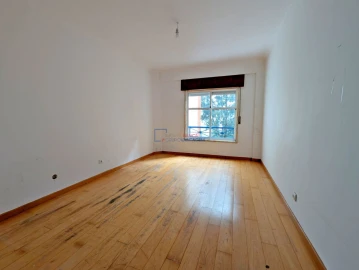 Apartamento T2 para Venda em Algueirão-Mem Martins