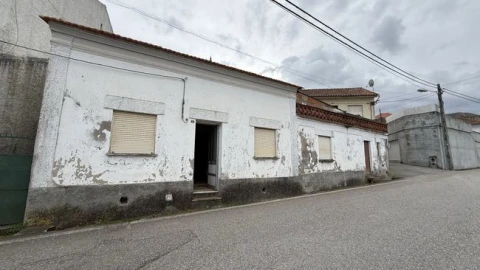 Moradia T2 para Venda em Alfarelos