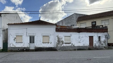 Moradia T2 para Venda em Alfarelos