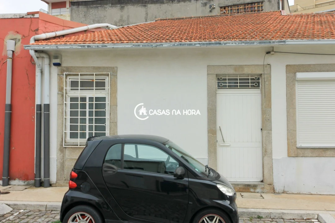 Escritório para Arrendamento em Paranhos Foto 4