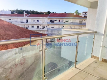 Apartamento T3 para Venda em Azambuja