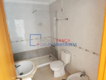 Apartamento T3 para Venda em Azambuja