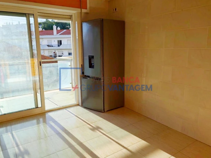 Apartamento T3 para Venda em Azambuja Foto 11