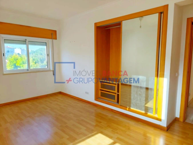 Apartamento T3 para Venda em Azambuja Foto 19