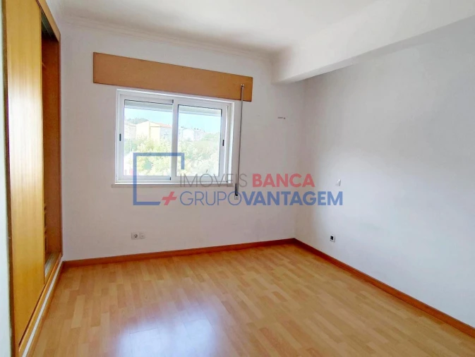 Apartamento T3 para Venda em Azambuja Foto 12