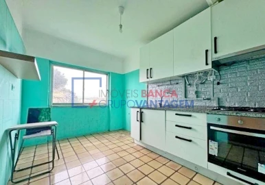 Apartamento T2 para Venda em Agualva e Mira-Sintra