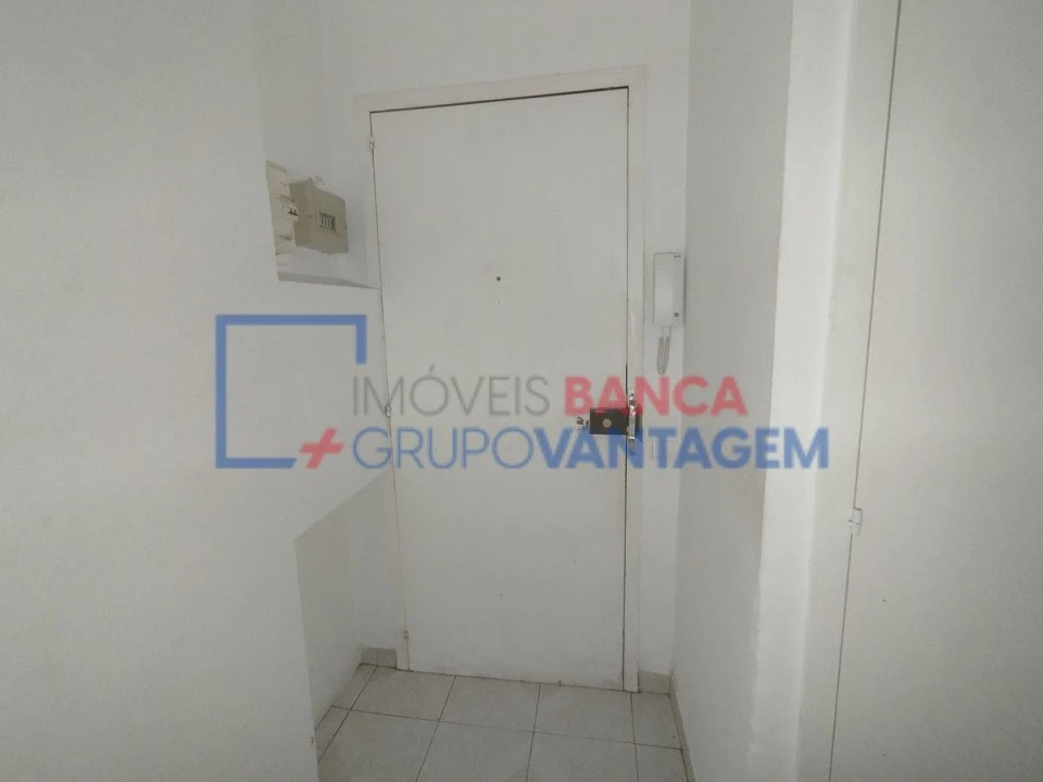 Apartamento T2 para Venda em Corroios Foto 13