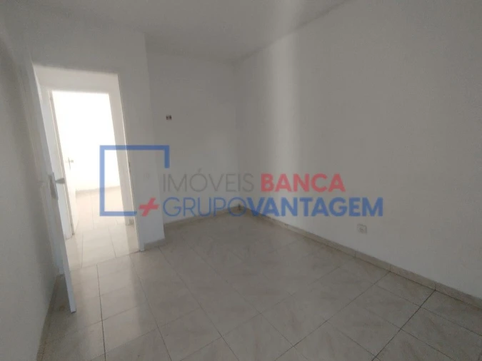 Apartamento T2 para Venda em Corroios Foto 5