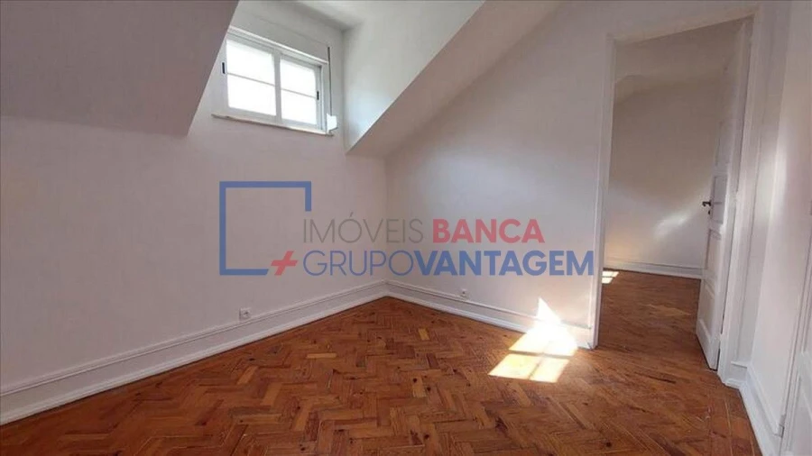 Apartamento T3 para Venda em Queluz e Belas Foto 8