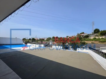 Apartamento T3 para Venda em Serzedo e Perosinho