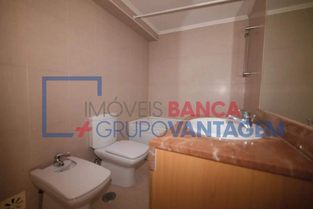 Apartamento T4 para Venda em Alcochete Foto 29