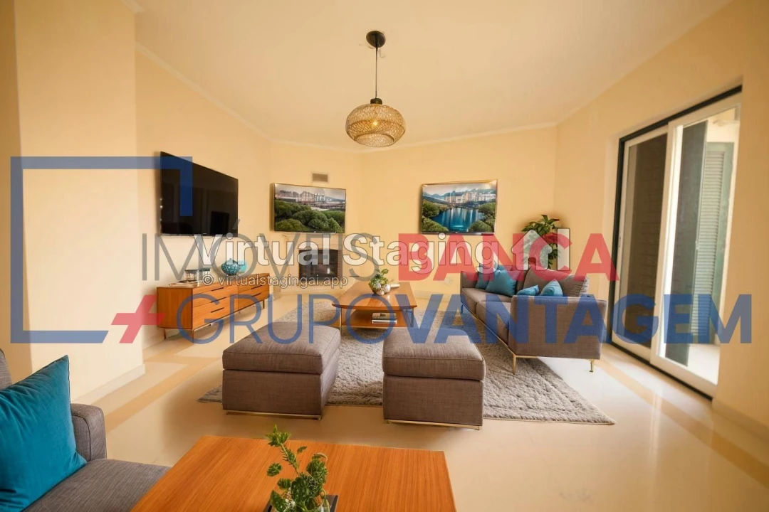 Apartamento T4 para Venda em Alcochete Foto 1