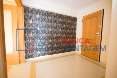 Apartamento T4 para Venda em Alcochete