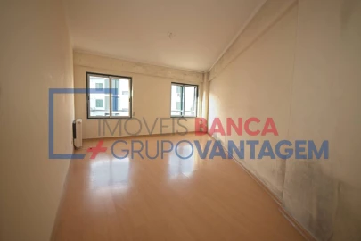 Apartamento T4 para Venda em Alcochete