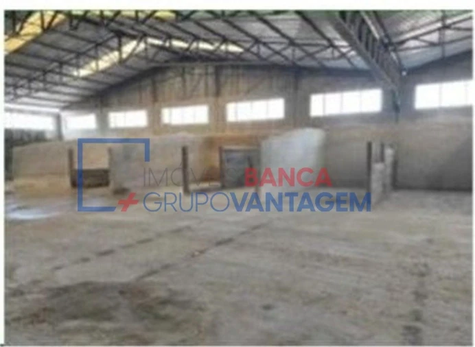 Armazém para Venda em Torres Novas (Santa Maria, Salvador e Santiago) Foto 9