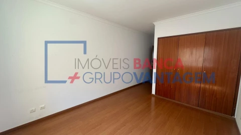 Apartamento T3 para Venda em Alto do Seixalinho, Santo André e Verderena