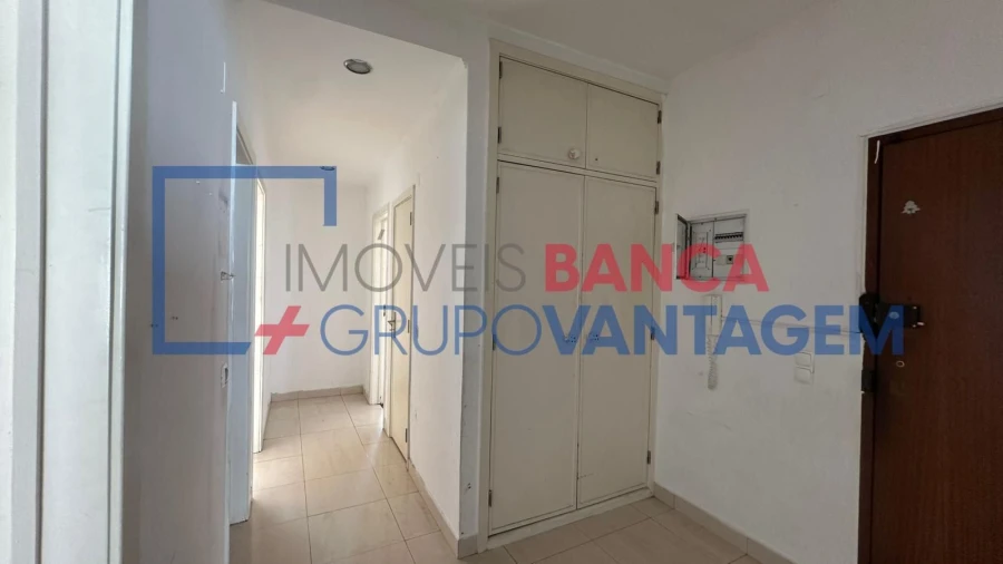Apartamento T2 para Venda em Amora Foto 11