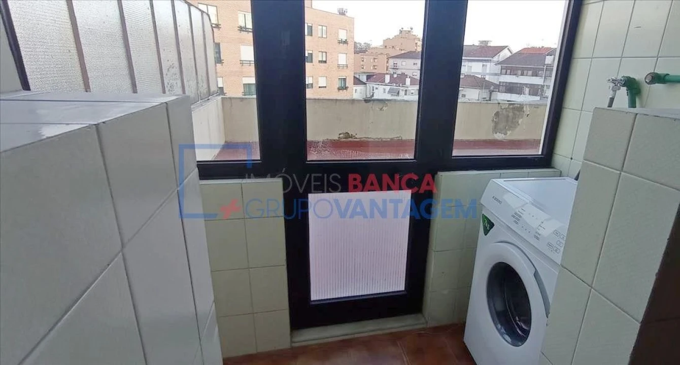 Apartamento T3 para Venda em Ermesinde Foto 4