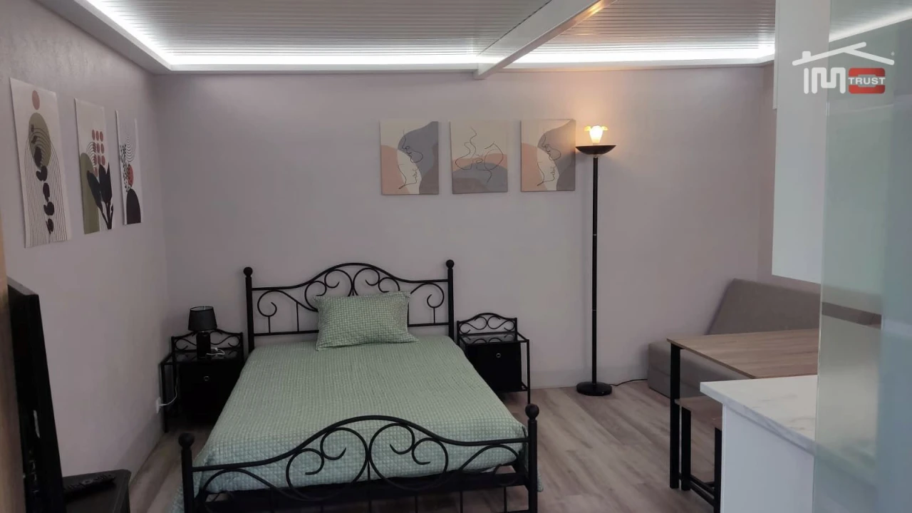 Apartamento T1 para Arrendamento em Caranguejeira Foto 12