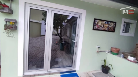 Apartamento T1 para Arrendamento em Caranguejeira