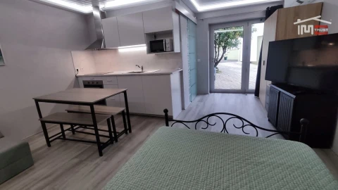 Apartamento T1 para Arrendamento em Caranguejeira