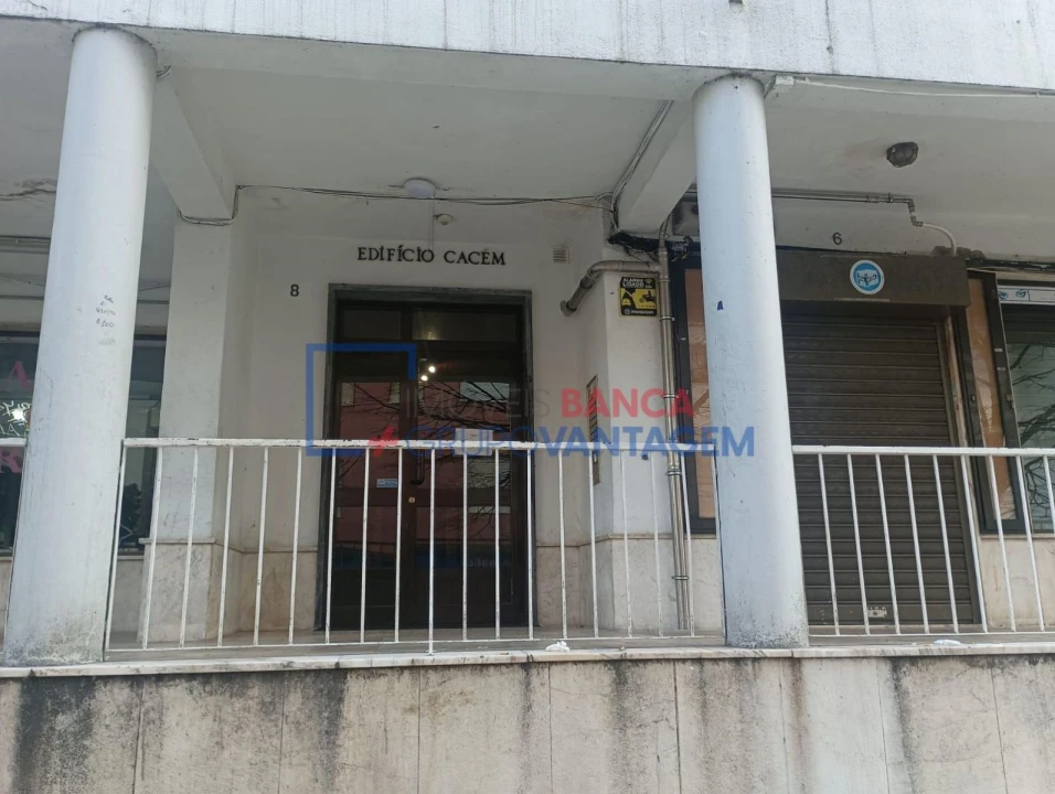 Apartamento T3 para Venda em Cacém e São Marcos Foto 12