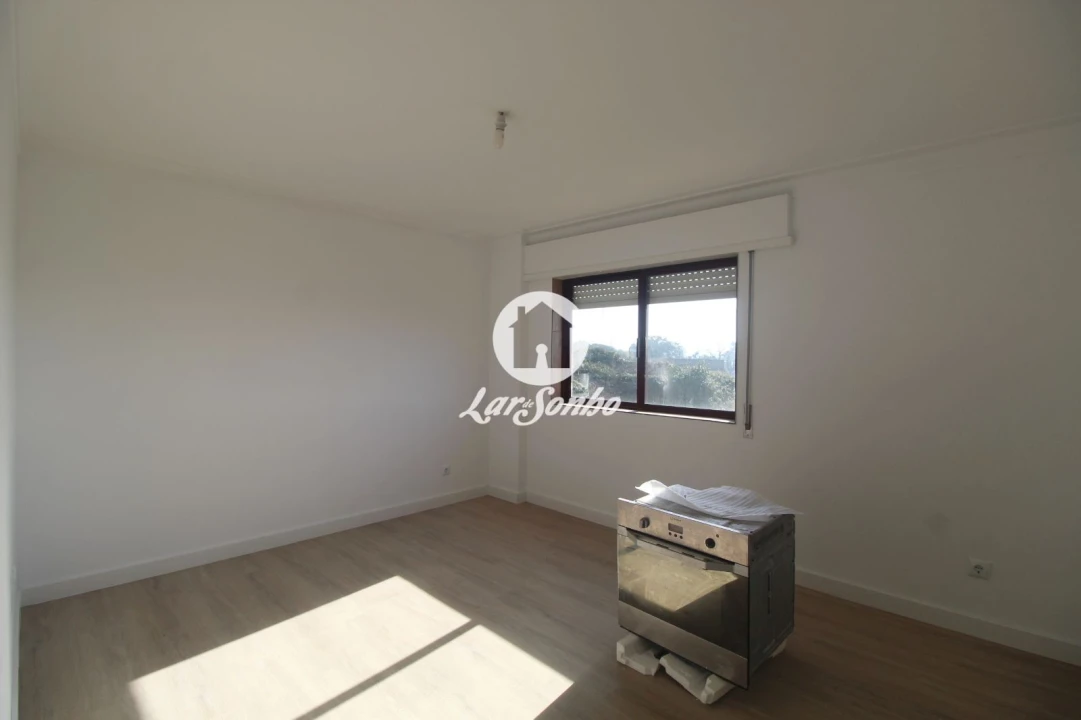 Apartamento T2 para Venda em Rio Tinto Foto 16