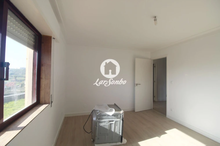 Apartamento T2 para Venda em Rio Tinto Foto 15