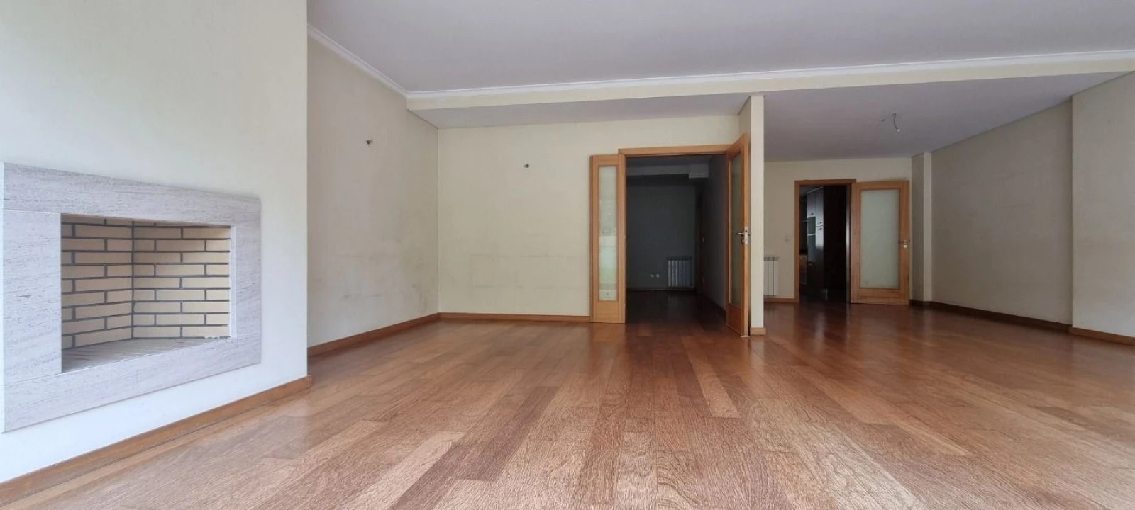 Apartamento T5 para Venda em Paranhos Foto 2