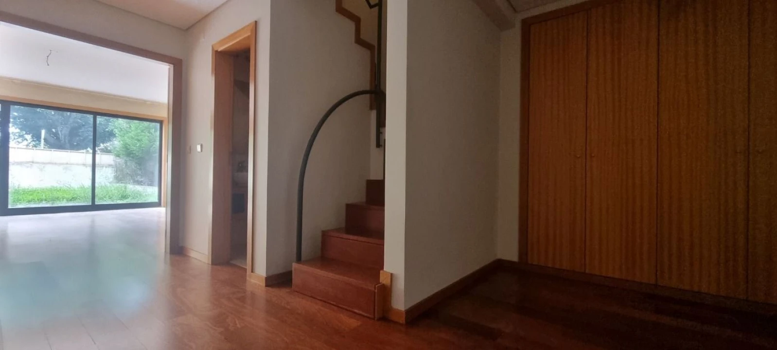 Apartamento T5 para Venda em Paranhos Foto 23