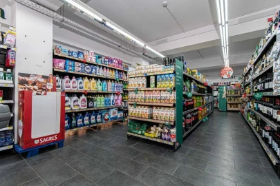 Loja para Venda em Alvalade