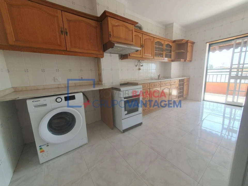 Apartamento T3 para Venda em Pinhal Novo Foto 14