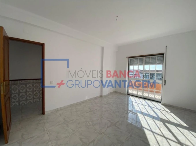 Apartamento T3 para Venda em Pinhal Novo Foto 17