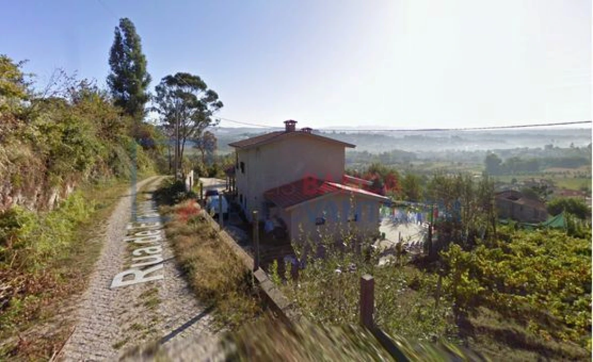 Moradia T4 para Venda em Torrados e Sousa Foto 4