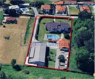 Moradia T5 para Venda em Ruivães e Novais