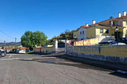 Negócio para Venda em Venda do Pinheiro e Santo Estêvão das Galés