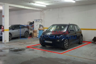 Negócio para Venda em Venda do Pinheiro e Santo Estêvão das Galés