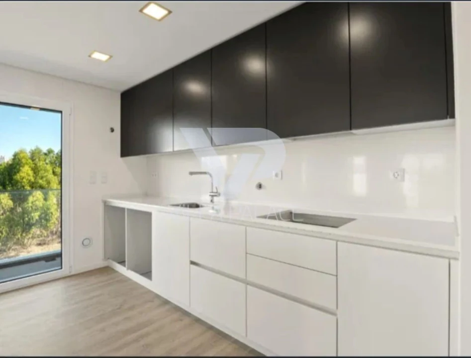 Apartamento T2 para Arrendamento em Carcavelos e Parede Foto 11