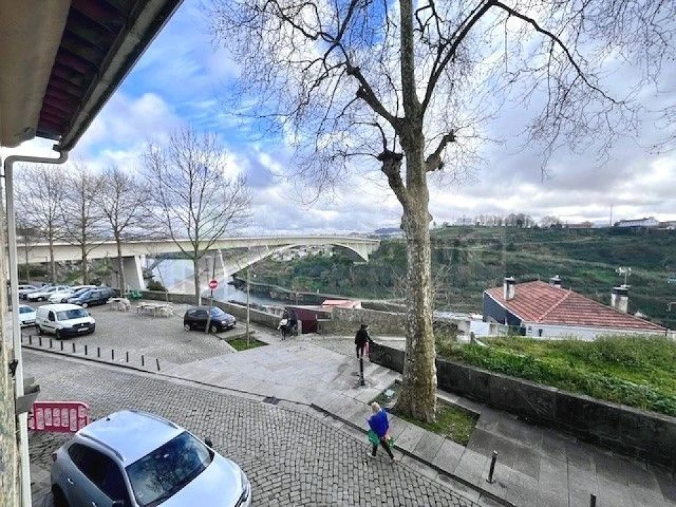 Moradia T5 para Venda em Cedofeita, Santo Ildefonso, Sé, Miragaia, São Nicolau e Vitória Foto 22