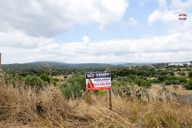 Terreno P/ Prédio para Venda em Nossa Senhora das Misericordias Foto 33