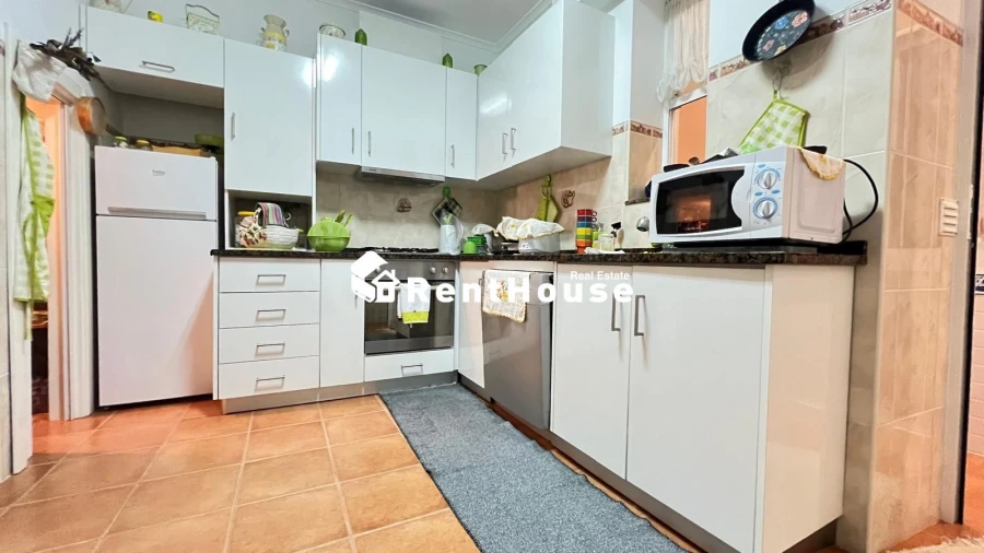 Apartamento T2 para Venda em Buarcos Foto 2