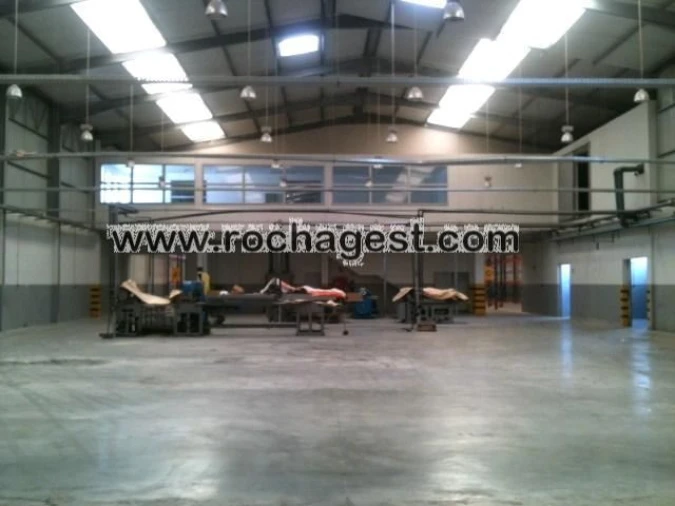 Armazém para Arrendamento em Canelas Foto 15