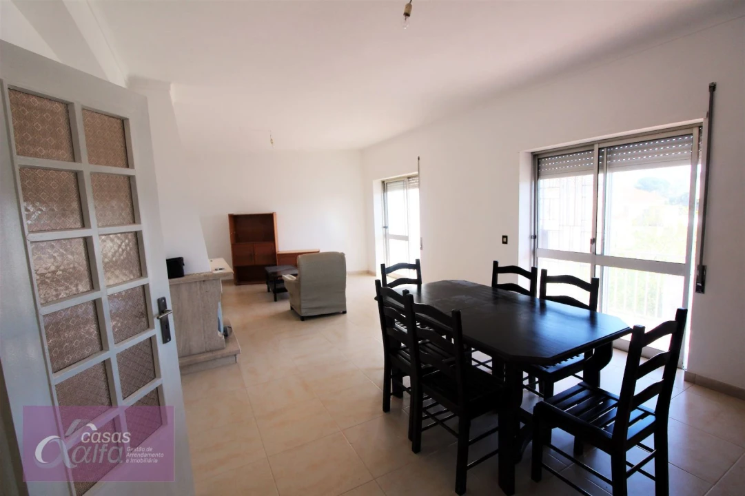 Quarto para Arrendamento em Leiria, Pousos, Barreira e Cortes Foto 4