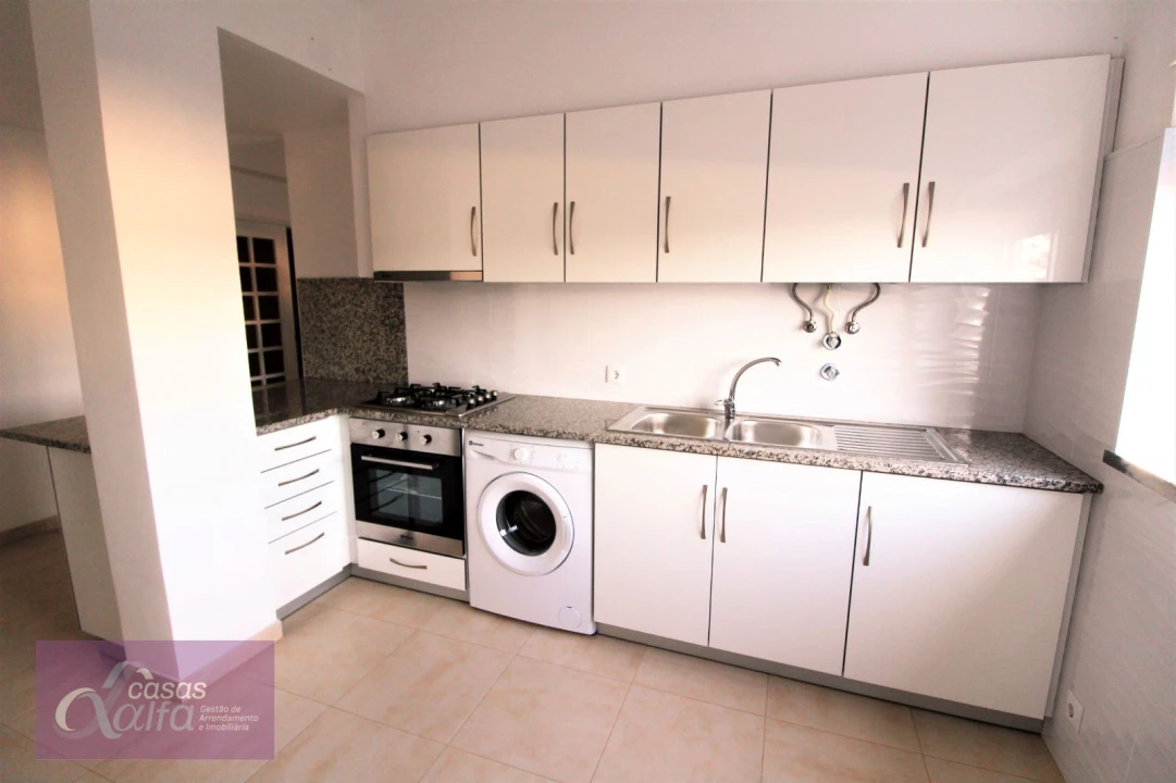 Quarto para Arrendamento em Leiria, Pousos, Barreira e Cortes Foto 10