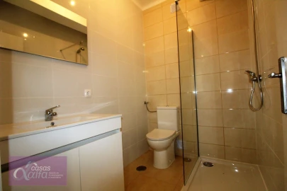 Quarto para Arrendamento em Leiria, Pousos, Barreira e Cortes