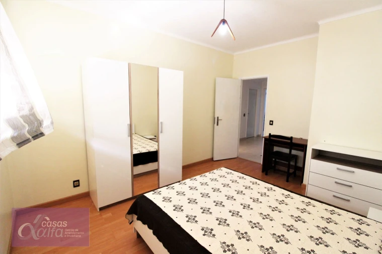 Quarto para Arrendamento em Leiria, Pousos, Barreira e Cortes Foto 2